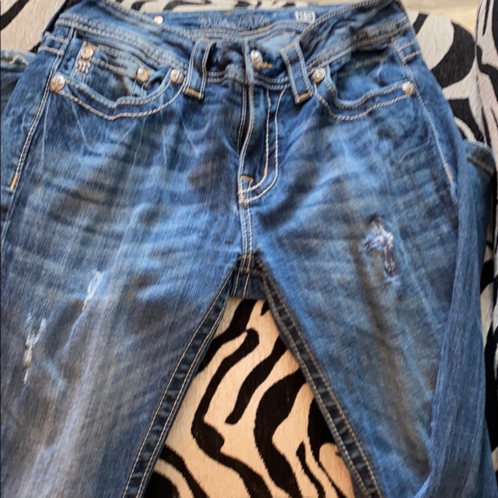 Jeans - Picture 2 of 3